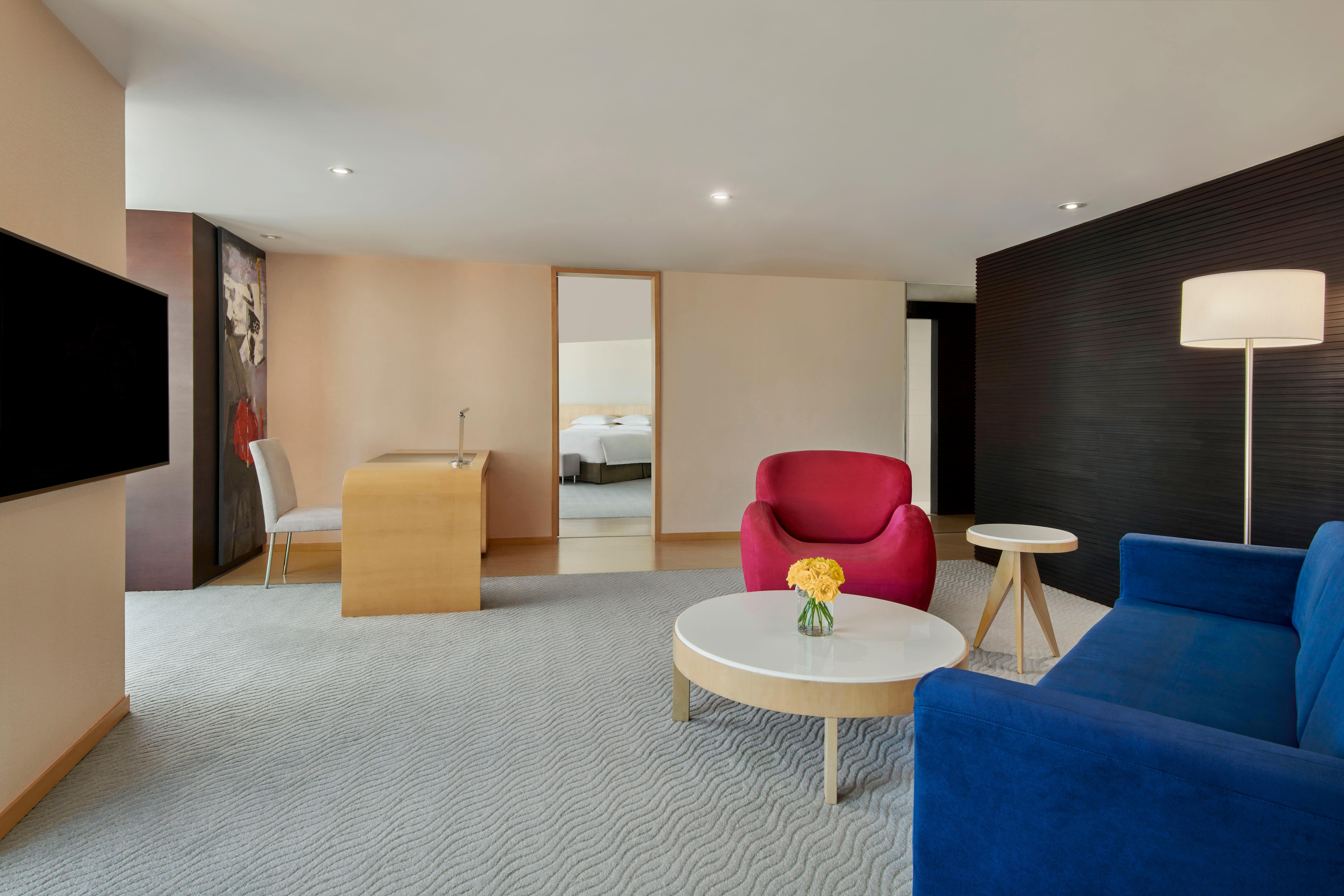 Crowne Plaza Zhuhai City Center By Ihg - Offers Free One-Way Shuttle To Chimelong Ocean Kingdom Exterior photo