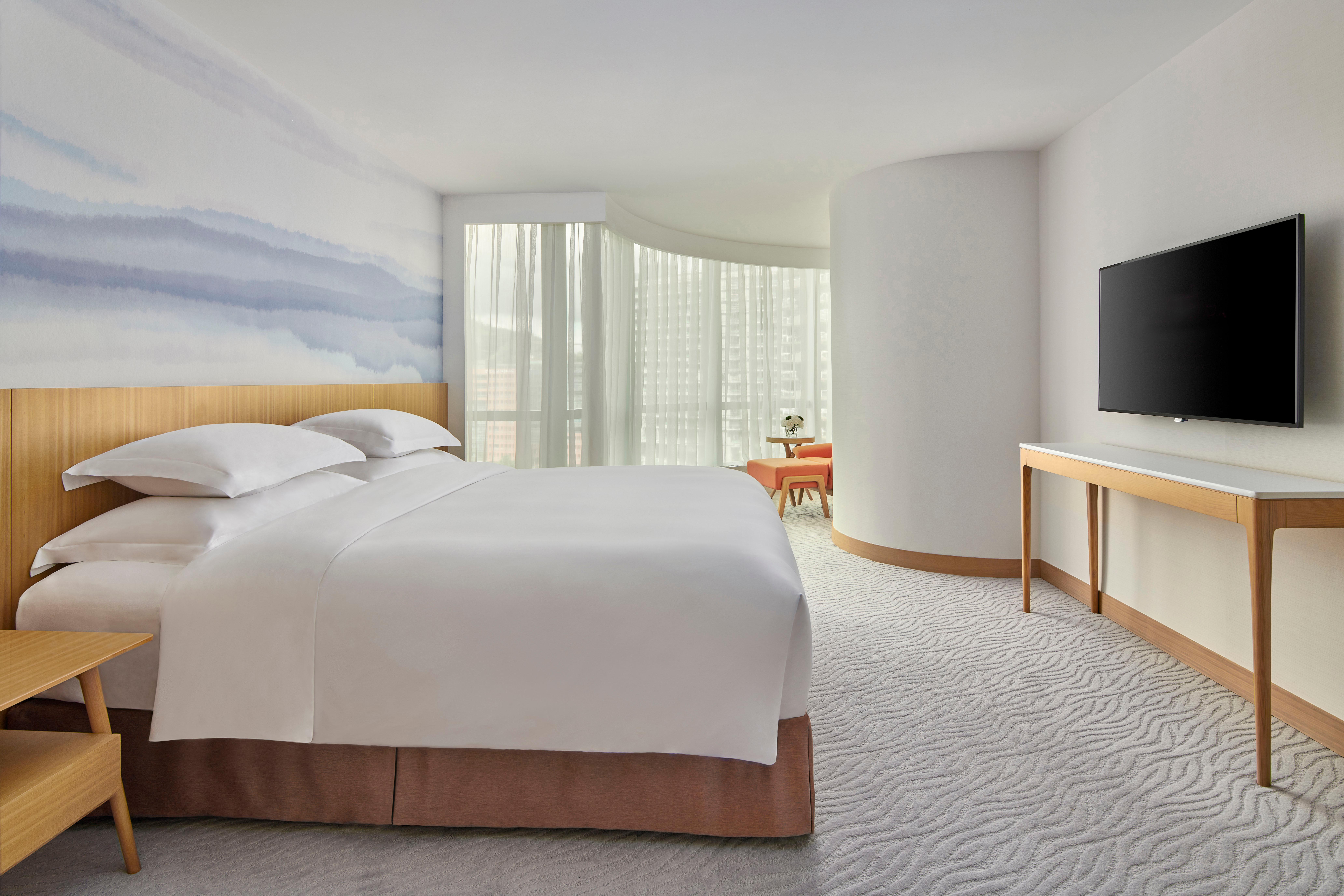 Crowne Plaza Zhuhai City Center By Ihg - Offers Free One-Way Shuttle To Chimelong Ocean Kingdom Exterior photo