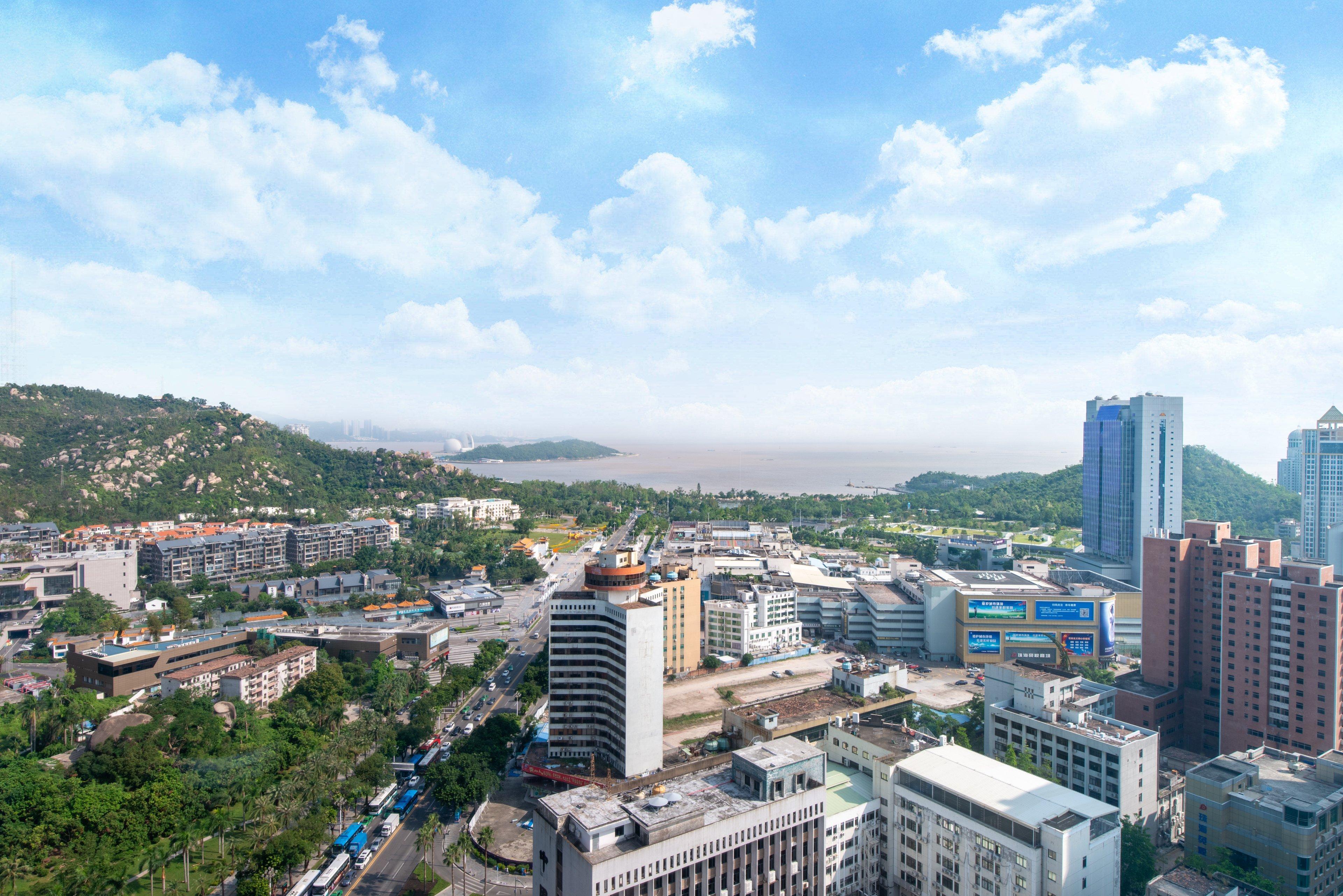 Crowne Plaza Zhuhai City Center By Ihg - Offers Free One-Way Shuttle To Chimelong Ocean Kingdom Exterior photo