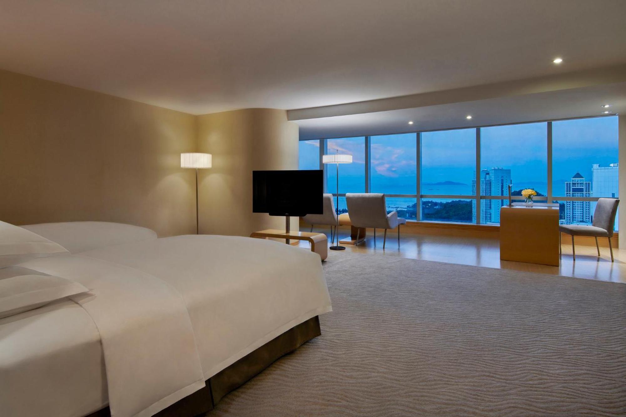 Crowne Plaza Zhuhai City Center By Ihg - Offers Free One-Way Shuttle To Chimelong Ocean Kingdom Exterior photo